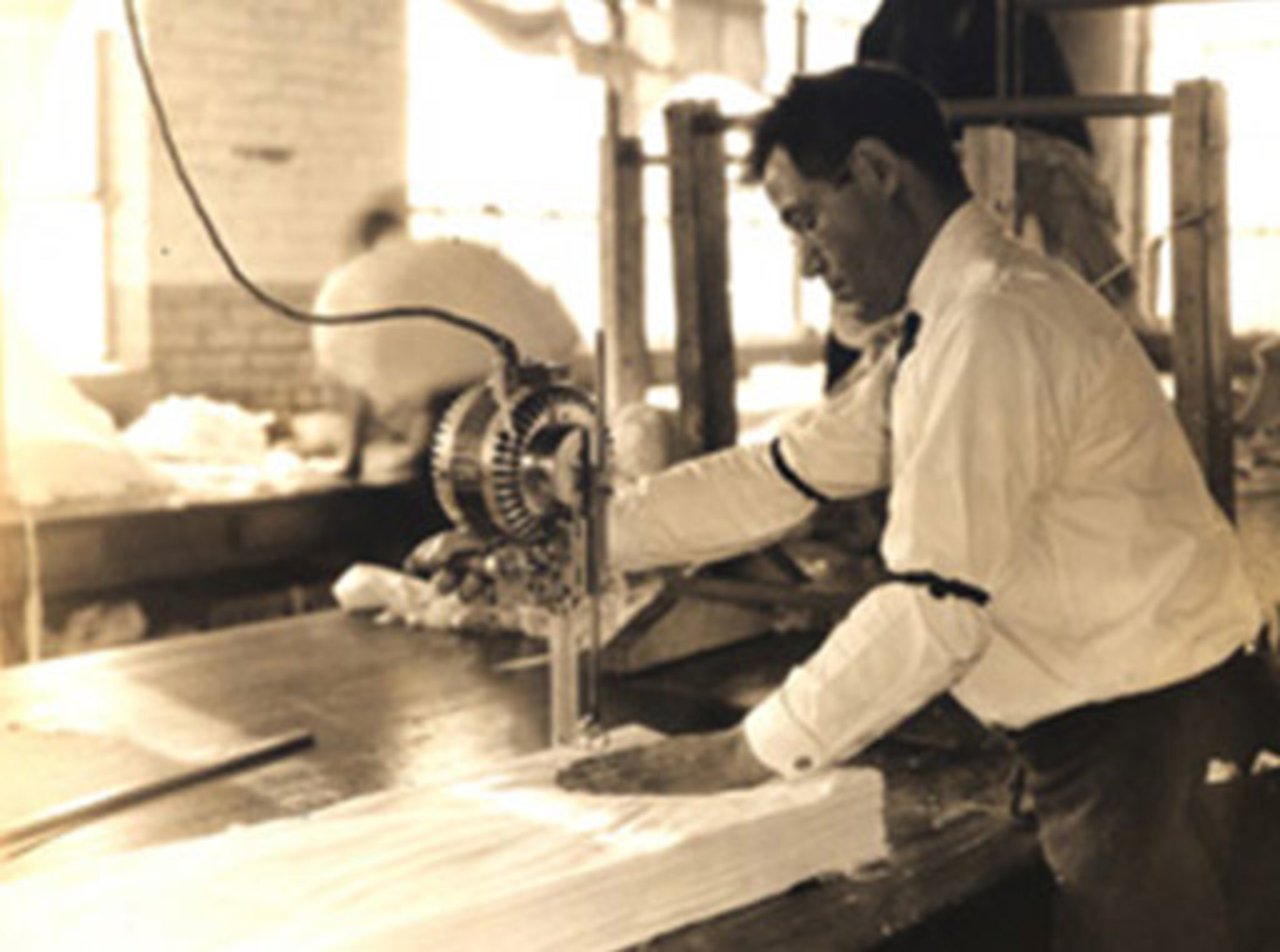 Eastman® Machine